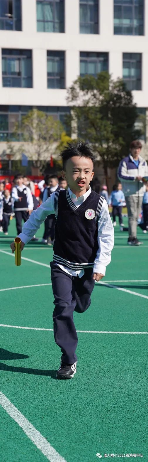 小学生涯第一次运动会——鸿雁中队 小学生涯第一次运动会——鸿雁中队