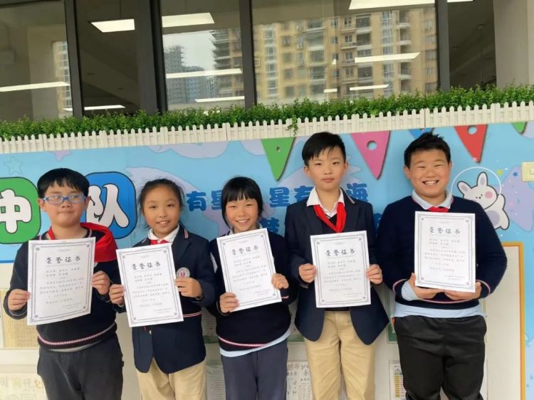 学习传统节日，增强民族自信 l  记未来星中队中华传统文化综合性学习活动