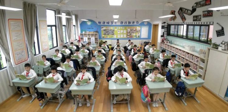 读寓言故事,沐智慧之光 读寓言故事,沐智慧之光