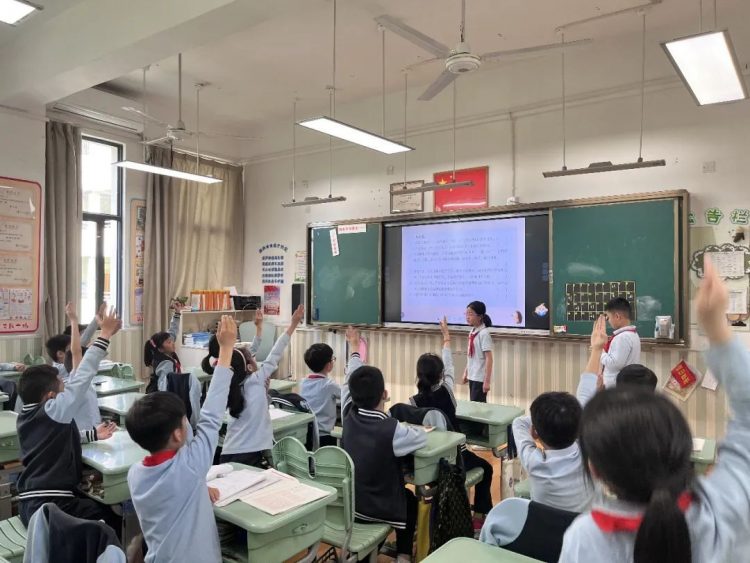 读寓言故事,沐智慧之光 读寓言故事,沐智慧之光