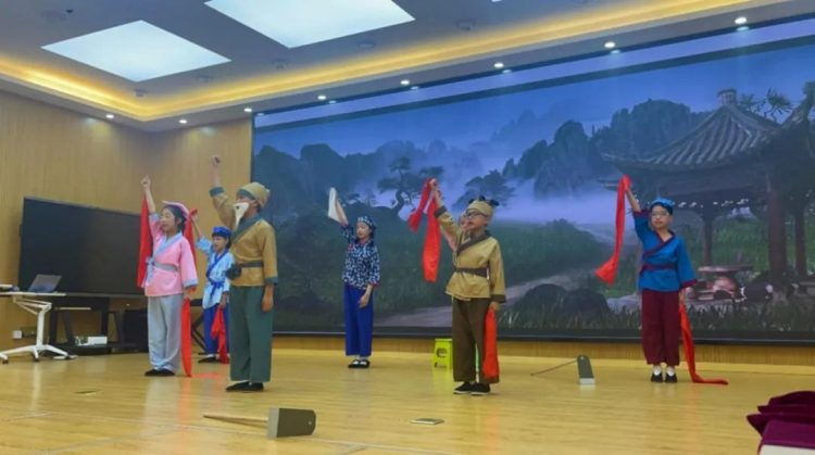 读寓言故事,沐智慧之光 读寓言故事,沐智慧之光